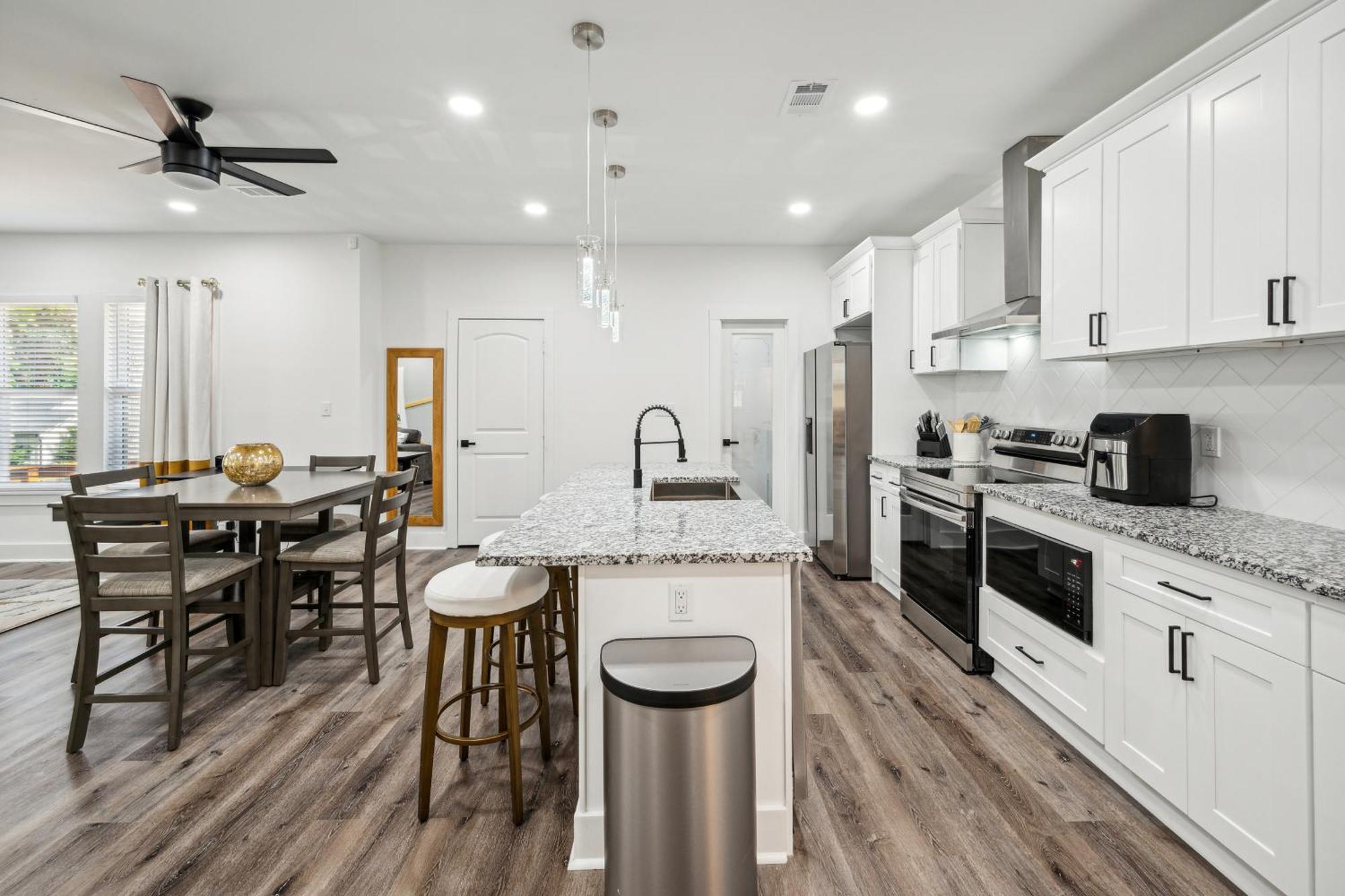 Centrally Located Home In Atlanta-10 Mins From Ga Aquarium, Mercedes Benz Stadium, & Much More Exteriér fotografie